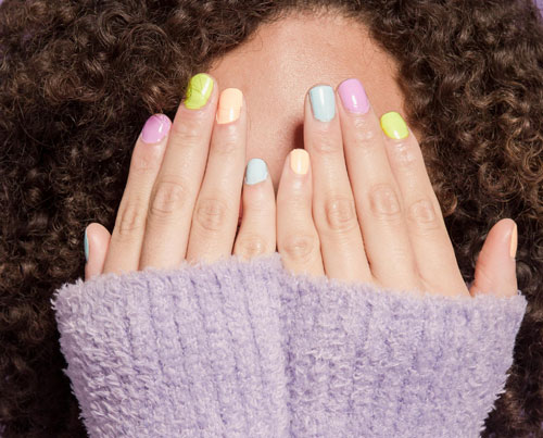 Semi-cured gel nail stickers prevent nail biting