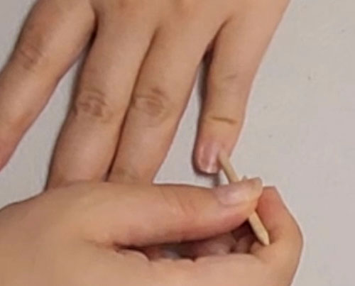 Push back cuticles natural manicure